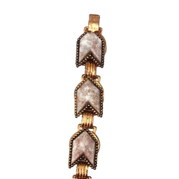 Vintage Copper Link Bracelet with White Chevron or Arrow Shaped Aventurine Cabs - Picture 4 of 8
